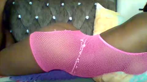 sweet_cherry007 online show from 10/12/25, 05:01