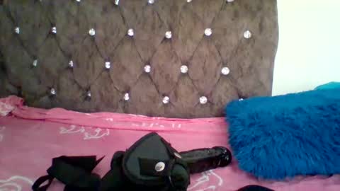 sweet_cherry007 online show from 03/05/26, 06:09