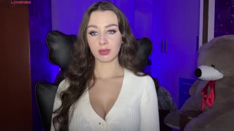 Sweet Cherry online show from 12/04/25, 09:45