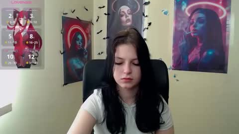 Ivy online show from 04/21/26, 06:20