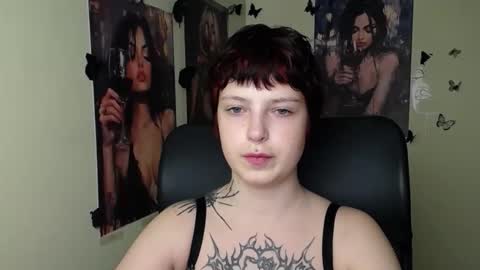 Snapshot of sweet_cherryg chatting on 06/09/26, 06:03 Ivy online show from 06/09/26, 06:03