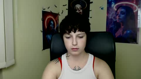 Snapshot of sweet_cherryg chatting on 06/25/26, 06:56 Ivy online show from 06/25/26, 06:56