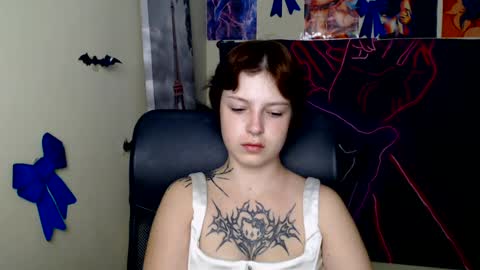 Snapshot of sweet_cherryg chatting on 07/24/26, 06:22 Ivy online show from 07/24/26, 06:22