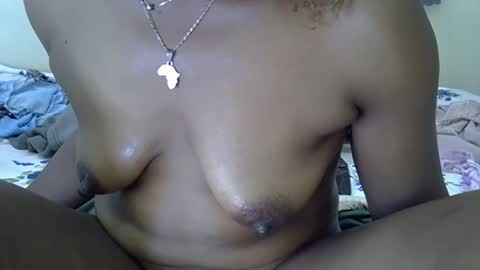 sweet_dori33 online show from 06/05/26, 11:21