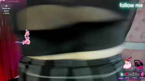  emmili  online show from 04/22/26, 12:18