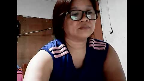 sweet_faye05 online show from 11/09/25, 11:08