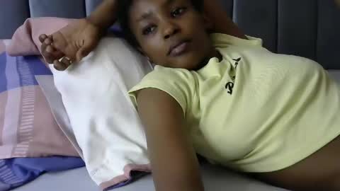 sweet_freaky online show from 04/11/26, 07:56