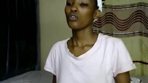 Snapshot of sweet_freaky chatting on 05/22/26, 08:47 sweet_freaky online show from 05/22/26, 08:47