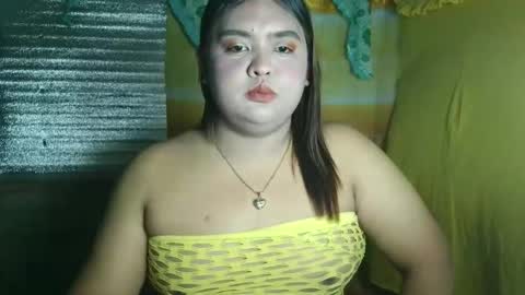 Snapshot of sweet_frex123 chatting on 01/10/26, 01:02 sweet_frex123 online show from 01/10/26, 01:02