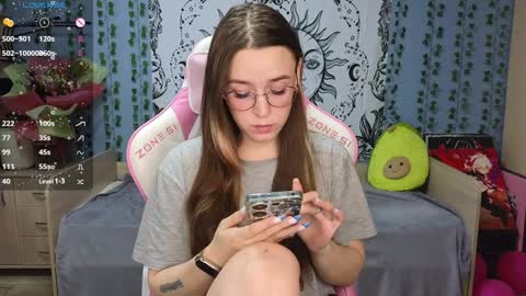 Alice online show from 02/04/25, 03:00