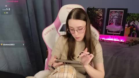 Alice online show from 04/18/26, 04:38