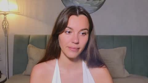 Snapshot of sweet_haeven chatting on 06/22/26, 08:17 Im Mia.LOVELY PATTERNS 100 120 160 200 my toy buzzes from 2 tip online show from 06/22/26, 08:17