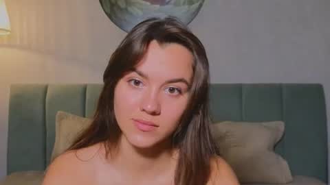 Snapshot of sweet_haeven chatting on 07/31/26, 11:15 Im Mia.LOVELY PATTERNS 100 120 160 200 my toy buzzes from 2 tip online show from 07/31/26, 11:15