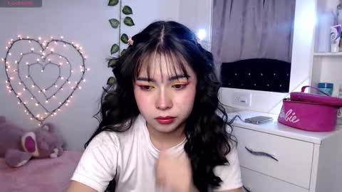 Snapshot of sweet_hannaah chatting on 02/13/26, 10:33 Hannah online show from 02/13/26, 10:33