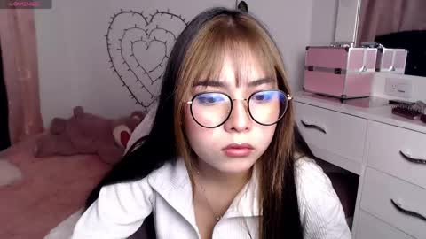 Hannah online show from 04/23/26, 02:24