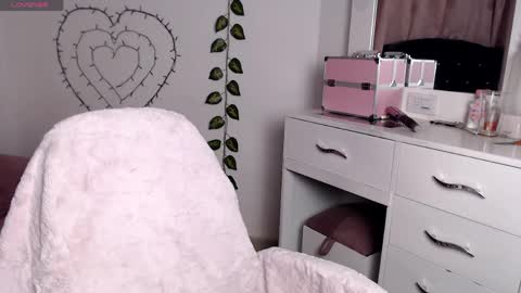 Snapshot of sweet_hannaah chatting on 04/26/26, 03:26 Hannah online show from 04/26/26, 03:26