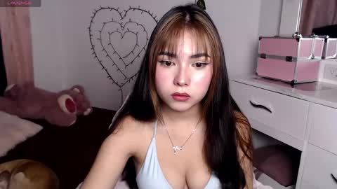 Snapshot of sweet_hannaah chatting on 05/12/26, 06:10 Hannah online show from 05/12/26, 06:10