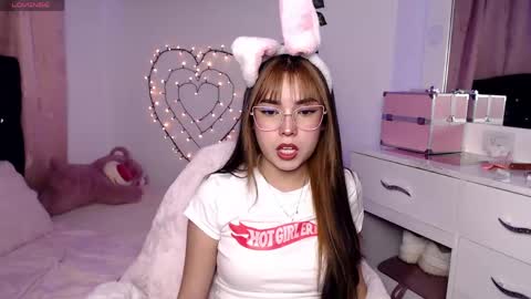 Snapshot of sweet_hannaah chatting on 06/03/26, 02:36 Hannah online show from 06/03/26, 02:36