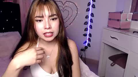 Snapshot of sweet_hannaah chatting on 06/05/26, 03:57 Hannah online show from 06/05/26, 03:57