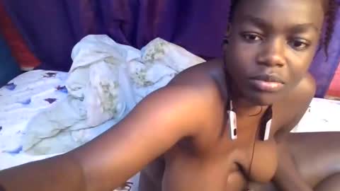 sweet_hennessey online show from 05/04/26, 11:17