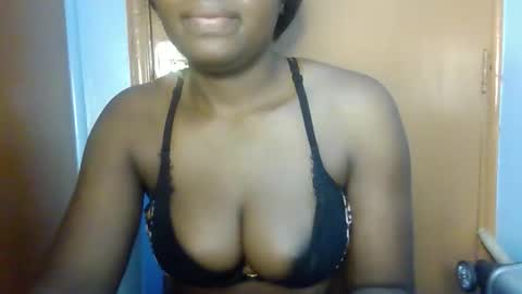 Snapshot of sweet_jamiie chatting on 09/29/25, 09:36 jay online show from 09/29/25, 09:36