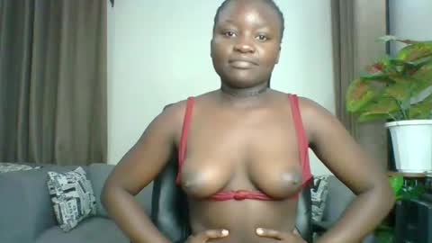 Snapshot of sweet_jenica chatting on 12/03/24, 02:58 ESTHER NEEMA online show from 12/03/24, 02:58