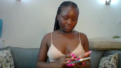 Snapshot of sweet_jenica chatting on 01/28/25, 04:50 ESTHER NEEMA online show from 01/28/25, 04:50