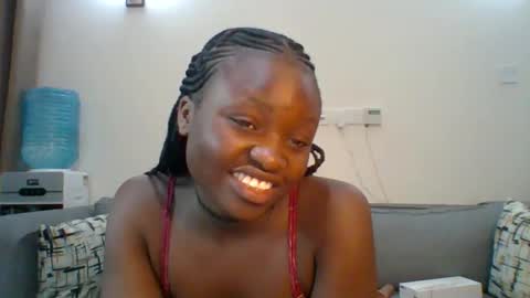 Snapshot of sweet_jenica chatting on 01/30/25, 04:48 ESTHER NEEMA online show from 01/30/25, 04:48