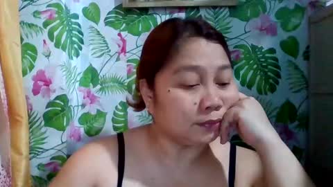 sweet_kayley online show from 12/13/24, 04:33