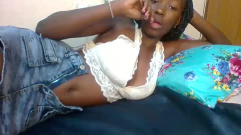 Snapshot of sweet_kcandy chatting on 05/09/26, 09:09 Sweet KCandy online show from 05/09/26, 09:09