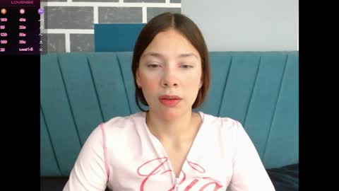 sweet_kitty_05 online show from 04/11/26, 12:04