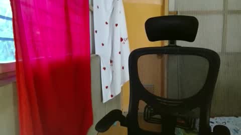 sweet_ky online show from 04/18/26, 05:33