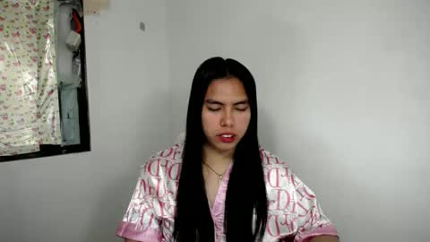 sweet_kyline69 online show from 11/08/25, 08:40