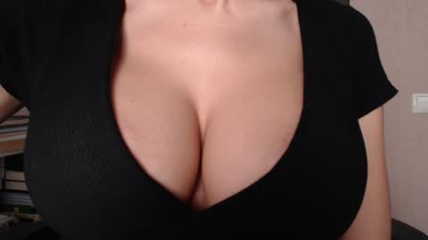 Jen online show from 11/12/25, 07:53