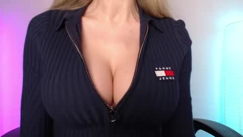 Jen online show from 04/21/26, 05:36