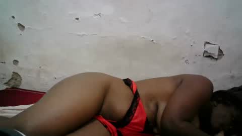 sweet_lilianah online show from 11/05/25, 07:36