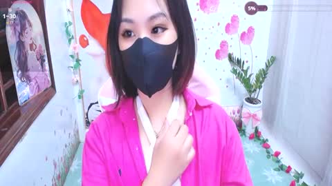 Lily online show from 09/11/25, 05:46