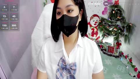 Lily online show from 12/01/25, 09:20