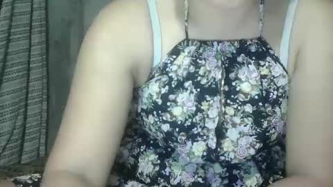 sweet_lily0613 online show from 02/09/25, 04:29
