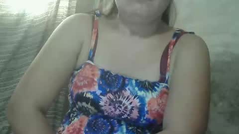 sweet_lily0613 online show from 02/11/25, 06:51