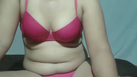 sweet_lily0613 online show from 03/07/25, 01:07