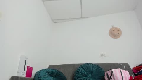 sweet_litle online show from 02/22/26, 03:51