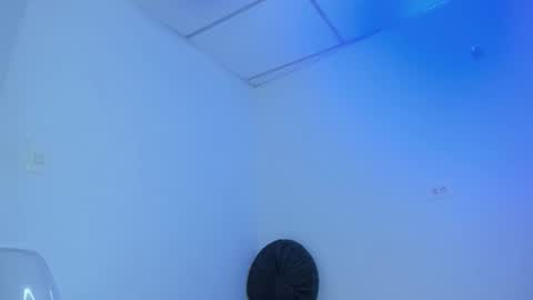 sweet_litle online show from 03/19/26, 03:43