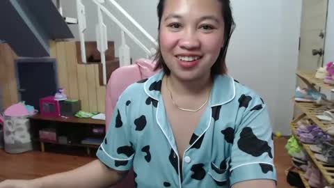 Snapshot of sweet_marie07 chatting on 02/07/25, 05:31 cheeky Bum07 online show from 02/07/25, 05:31