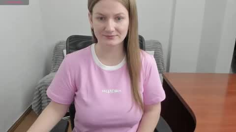 Mila online show from 02/20/26, 02:28