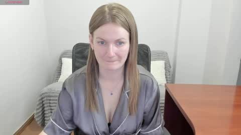 Mila online show from 04/10/26, 10:25