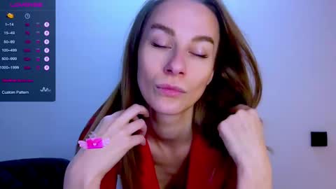 Mia online show from 04/08/26, 12:27