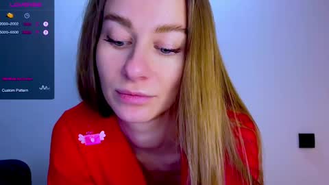 Mia online show from 04/14/26, 11:38