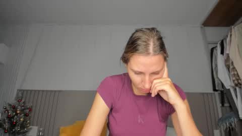 Sofi online show from 02/16/26, 01:24