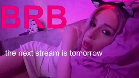 sweet_mol1y online show from 08/07/26, 08:33